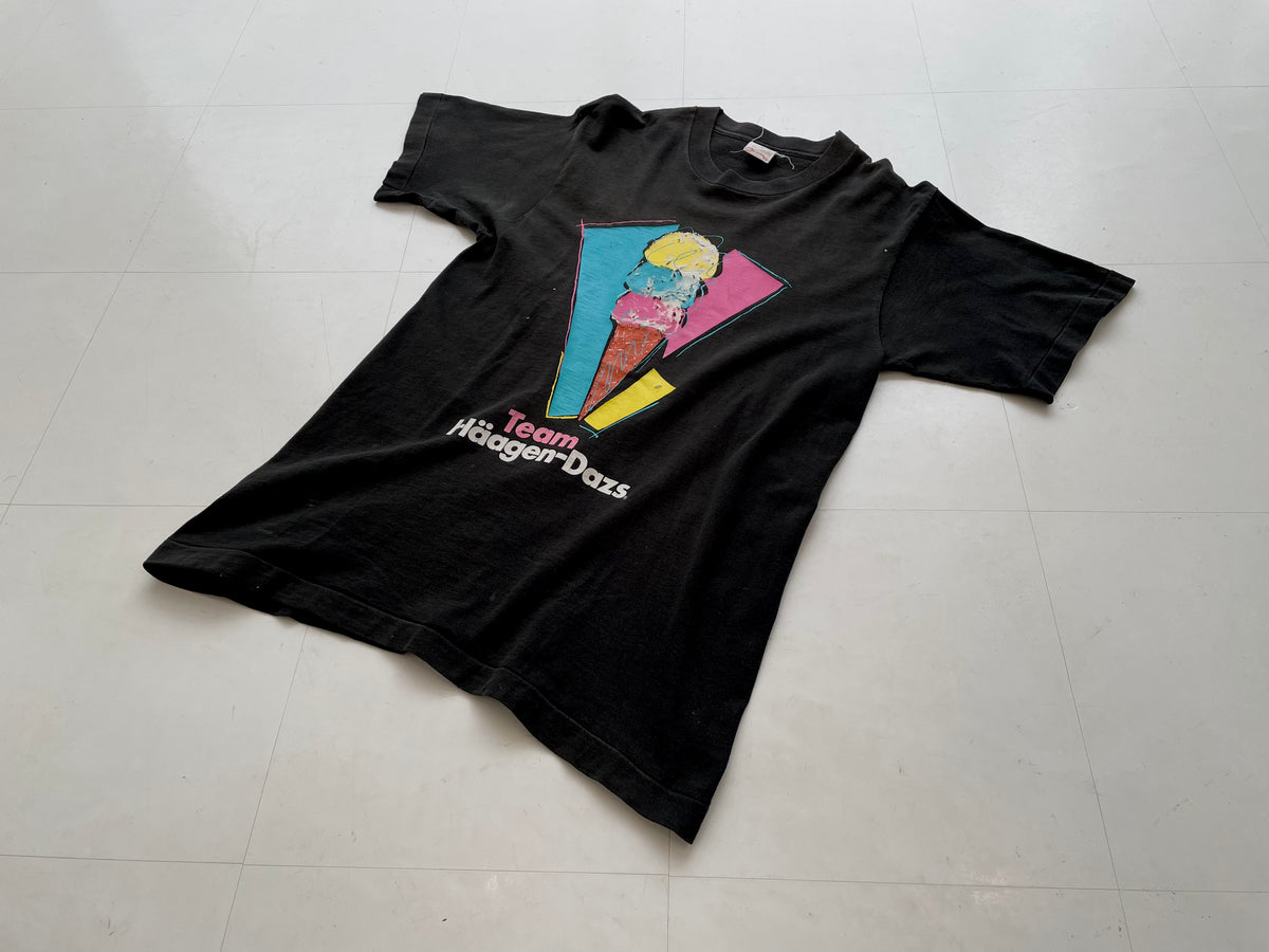 90s Vintage Hagen Dazs “Team Haagen-Dazs” T-shirt Black – NO BURCANCY